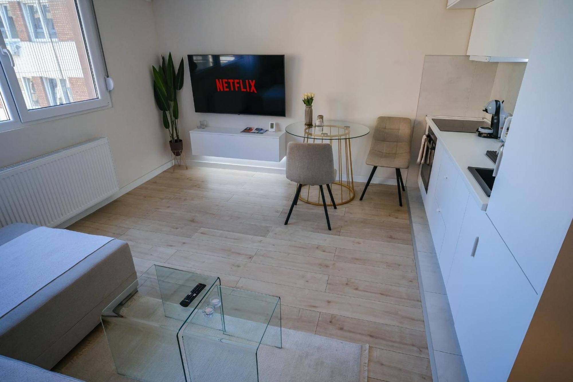Apartment In Nis, Center! Brand-New Экстерьер фото